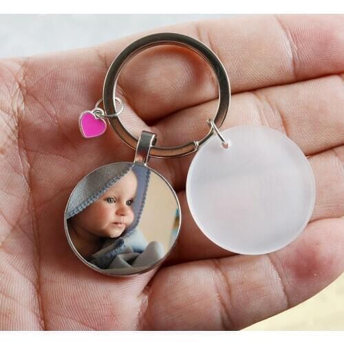 3cm Blank CD And Personalized Photo Pendant. Customized Keychain For Your Baby A Favorite Gift For Family Members
