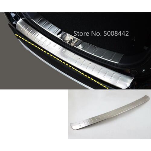 For Mitsubishi Outlander 2016 2017 2018 2019 2020 Car Body Rear Outside Bumper Trunk Threthold Trim Cover Plate Pedal 1pcs