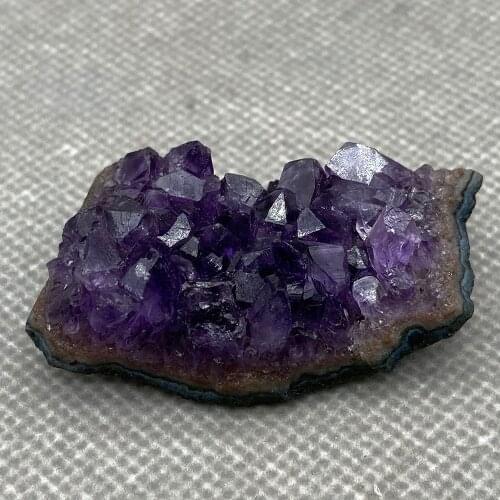 The color of the natural Brazilian amethyst rough is very good in purple. 5