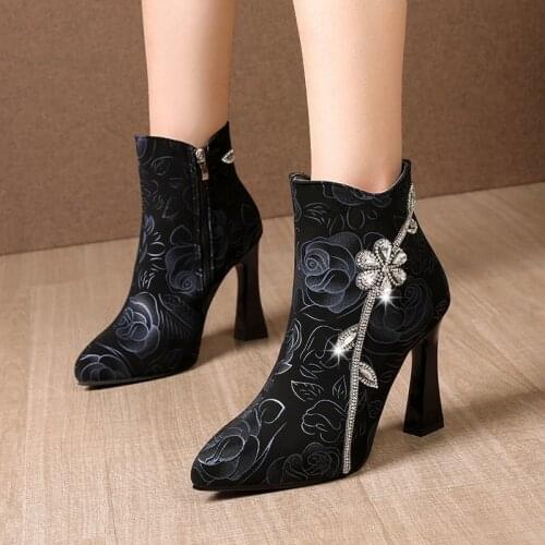 High-heeled Short-tube Martin Boots Womens Autumn and Winter 2021 Womens Korean Fashion Thick-heeled Rhinestone Fashion Boots