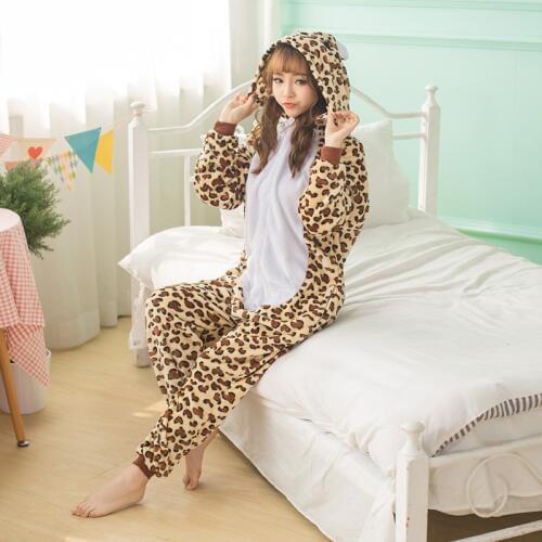 Winter Family Mother Father Kids Female Leopard Animal Onesie pajamas Girl Boy pajamas Woman Hooded Home Clothing Kigurimi