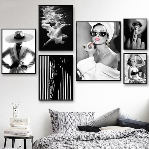 Modern Fashion Wall Art Poster Black White Underwater Woman Print Sexy Female Canvas Painting Posters and Prints Home Decor