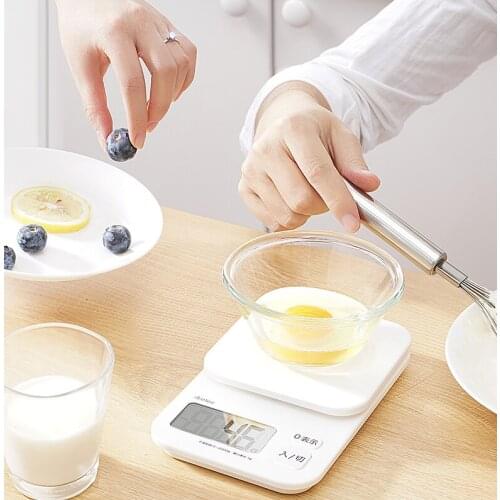 Responsive Japanese kitchen scale Good texture Household high-precision baking scale