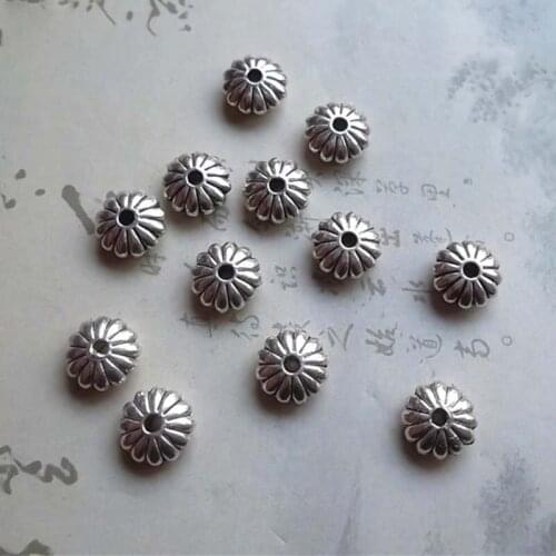 30pcs/lot Vintage Flower Shape Tibetan Silver Spacer Beads 8x4mm Alloy Metal Beads Charm For Women Jewelry DIY Earrings Bracelet