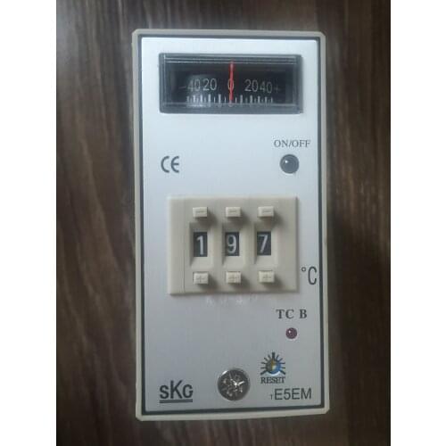 New Original temperature controller Zhongshan SKG DIP header shelf TE5EM genuine security
