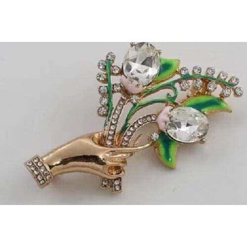 Gem drops glaze hand of flower of plant of new type of euramerican autumn and winter holds temperament of cardigan of flower ove