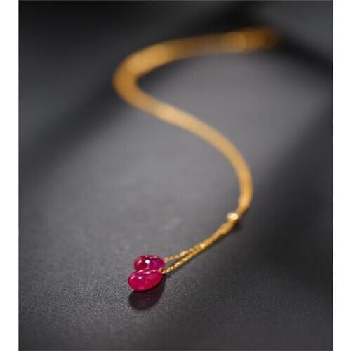 DAIMI Plain drop-shaped ruby pendant female yellow 18K gold color treasure clavicle necklace pendant gift