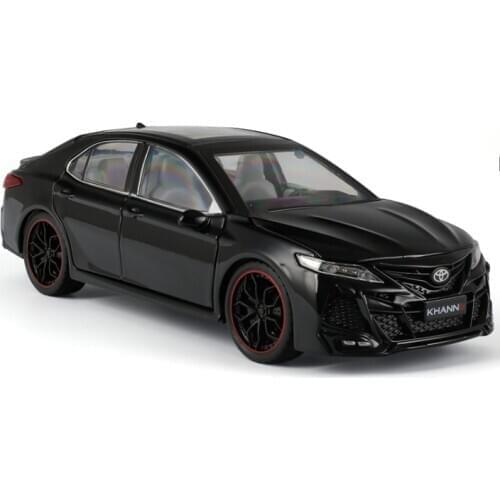 1: 24 Toyota Camry Alloy Car Model Return Force Acousto-optic Toy Six Door Childrens Toy Boy Birthday Present for New Year