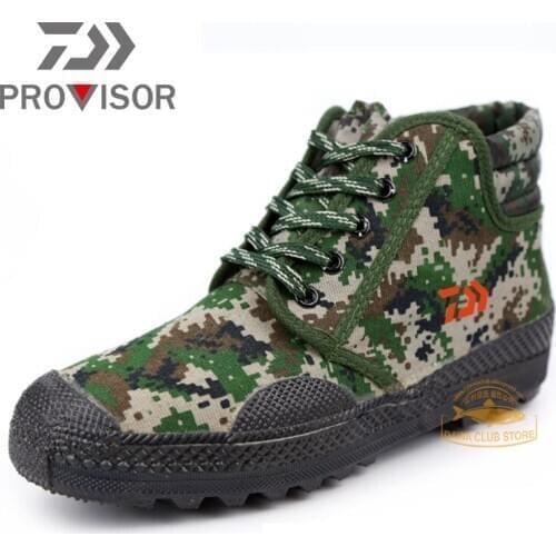 New Daiwa Outdoor Mens Fishing Waterproof Shoes Canvas Hiking Wear-resistant Shoes Camouflage Anti-puncture Breathable Shoes