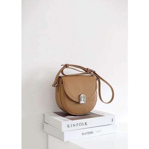 Small bag 2021 new fashion retro versatile ins niche design high quality single shoulder cross saddle bag
