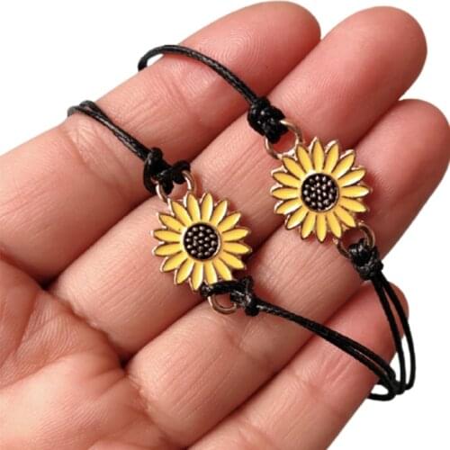 Handmade Korea-Daisy Flower Bracelet Sunflower Rope Friendship Trendy Bracelet Gift for Women men Girls