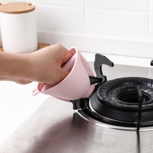 Kitchen Helper Silicone Hand Clip Heat Insulation Gloves Baking Tools Microwave Oven Mitts Pot Holder Protection