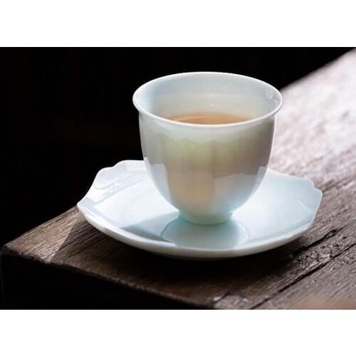 PINNY Cups And Saucers