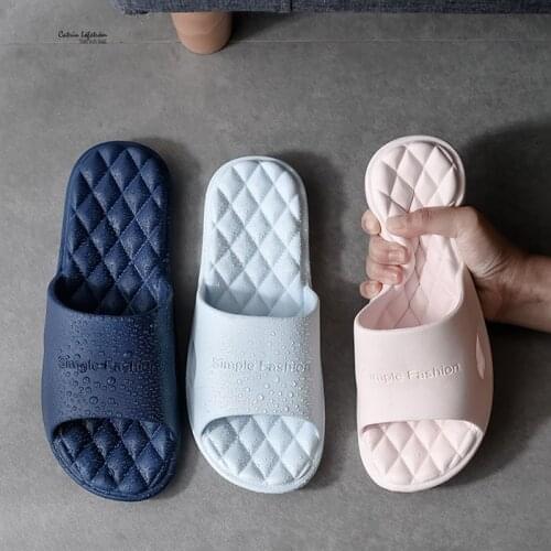 Women Summer slippers Indoor Home Thick Bottom Couples Home Bathroom Non-slip Soft Ins Tide To Wear Cool Slippers 2021 new