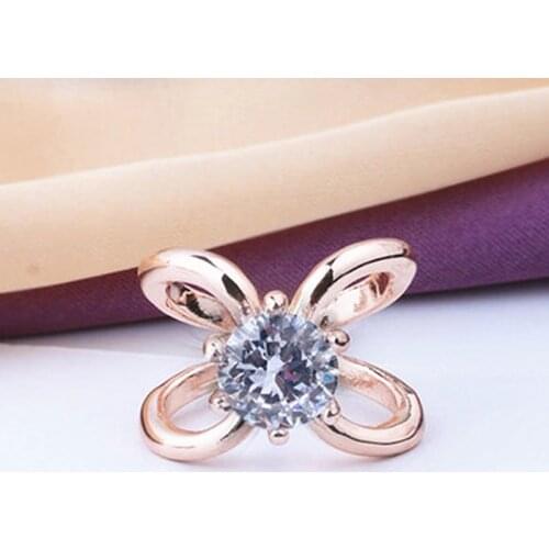 X Shape Brooches Simple Cross Crystal Scarf Clip For Women Scarves Buckle Holder Shawls Jewelry Accessories