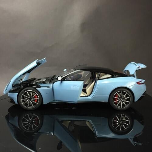 New Boutique 1/18 Ratio Alloy Diecast DB11 Sports Car Model Children Adult Auto Gift Collection Display Decoration Souvenir Show