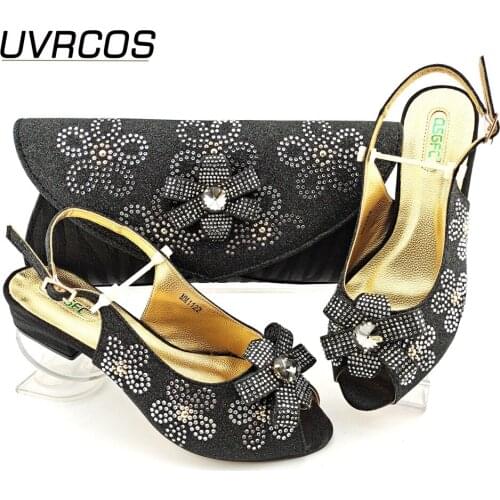 African Hot Selling Black Color Italian Design Summer New Flower-Shaped Narrow Band Style Ladies Shoes and Bag Set for Party