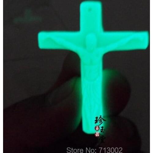 Nature fluorite Amulet Hand Carven Pendant cross Amulet crucifix Night Light -3 AAA