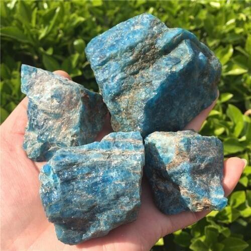 1pcs Natural Apatite Crystal Rough Stone Gemstone Irregular Reiki Healing Chakra Stone Home Decoration Collection