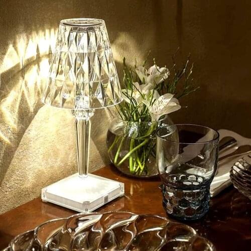 Diamond Table Lamp USB Rechargeable Acrylic Decoration Desk Lamps Bedroom Bedside Bar Crystal Lighting Fixtures Gift Night Light