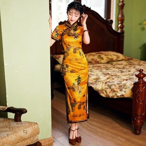 Yellow Print Xiangyun Traditional Lady Cheongsam Slim Chinese Style Mother Chinese Dresses Novelty Knee-Length Silk Qipao Skirt