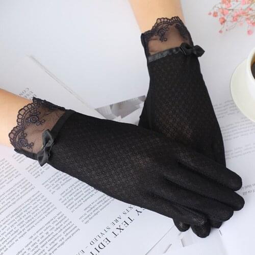 Summer Women Lace Gloves Fashion Thin Breathable Driving Gloves Touch Screen Ladies Anti-UV Anti-Slip Glove