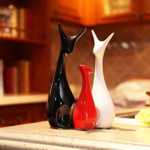 Modern ceramic ornaments decorations simple and creative crafts home happy family of three deer Decoration