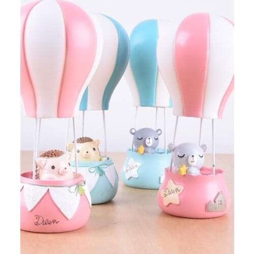 Hedgehog and Squirrel Balloon Lamp