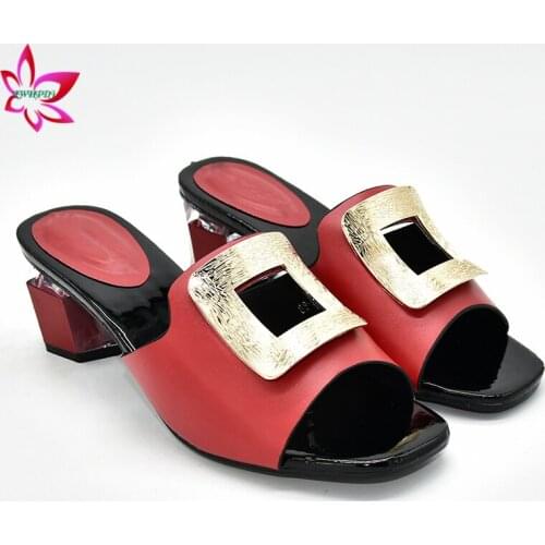 2020 Female Block Square Heels Pumps Nigerian Ladies Sexy Chunky Heels Woman Mature Party Wedding in Red Color