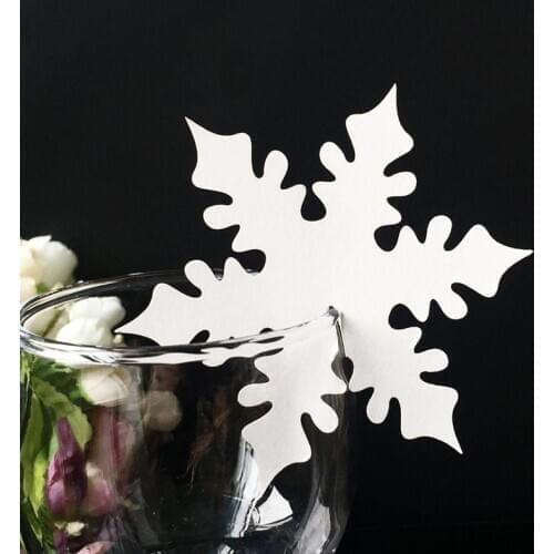10pcs Laser Cut Snowflake Paper Place Card / Escort Card / Cup Card/ Wine Glass Card For Christmas Wedding Decoration Favors
