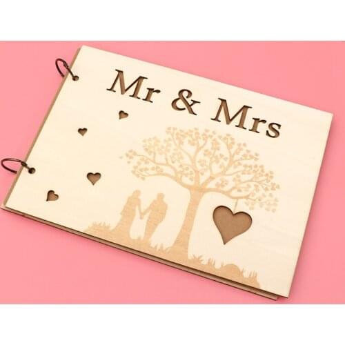 1PC Creative Wedding Guestbook Hollow-out Guest Sign-in Book Carving Wooden Guest Book Wooden Hollow-out Craft Notebook for Wedd