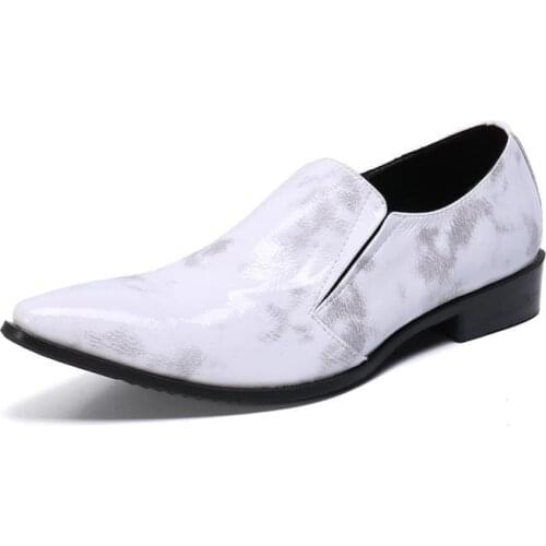2021 Mens Genuine Leather Shoes Italian Design Business Party Dress Groom Shoes White Fashion Casual Men Oxford Driving Flats