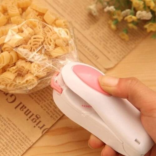 1Pcs Mini Bag Sealer Kitchen Tools Household Tools Hand Held Sealer Food Seal Heat Sealing Machine Packing Plastic Bag Sealer