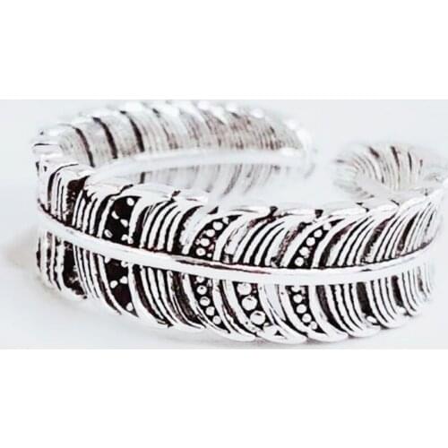 Sole Memory Retro Personality Feather Creative Leaves 925 Sterling Silver Female Resizable Opening Rings SRI497