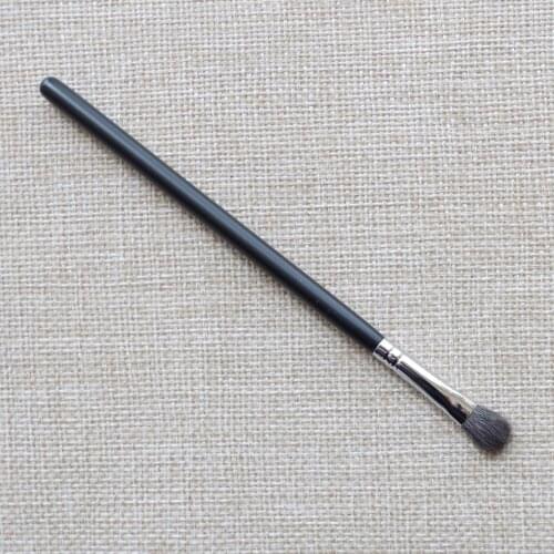 K252 Professional Handmade Makeup Brushes Soft Blue Squirrel Goat Hair Medium Eye Shadow Brush Cosmetic Tools Make Up Brush