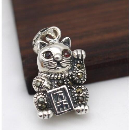925 Sterling Silver Vintage Style Lucky Fortune Cat Maneki-neko Marcasite Charm Pendant A2642