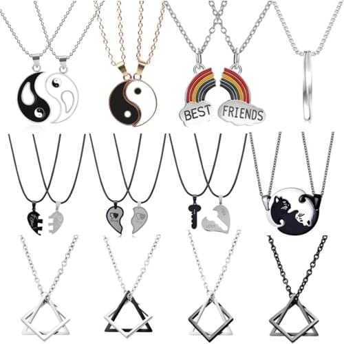 2Pcs/Set Fashion Best Friends Honey Love Couple Pendant Necklace Rainbow Broken Heart BFF Good Friends Friendship Jewelry Gift