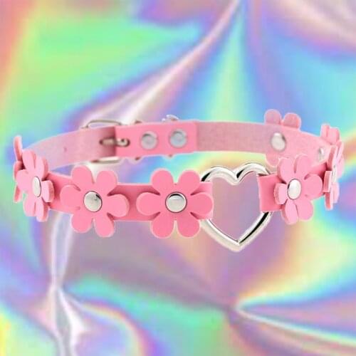 Y2K Leather Heart Flower Choker Necklace for Women Harajuku Charms Punk Goth Clothes Accessories Choker Necklace Jewelry Party