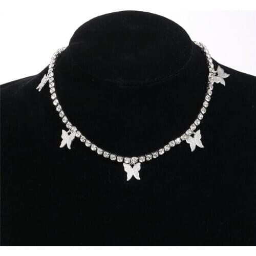 2020 New Gold Color Animal Butterfly Pendant Necklace Female Shiny Crystal Clavicle Chains Fashion New Design Jewelry Party Gift