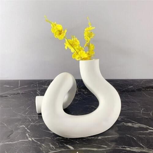 Nordic modern resin Vase Decoration model room living room dining table home decoration creative tubular flower dryer