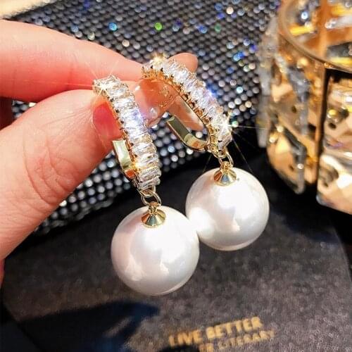 AENSOA 2021 New Fashion Oversized White Pearl Drop Earrings for Women Bohemian Golden Round Pearl Earring Korean Wedding Jewelry