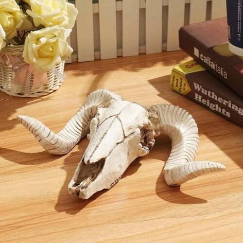 Retro Creative Shofar Wall Hanging Resin Animal Horn Cow Shull Wall Mounted Ornament Crafts Bar Restaurant Office Home Decortion
