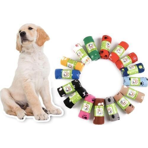 Coral Fleece Pet Soft Blanket Have Various Patterns Feel Comfortable Suitable for Small and Medium Pets to Keep Warm in Winter