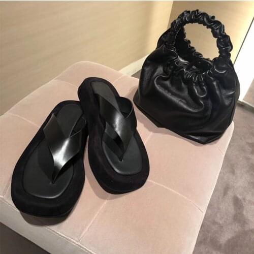 Thick Bottom Platform Flip Flops Slippers Women Simple Leather Flat Casual Beach Shoes Woman Summer Mules Runway Slippers