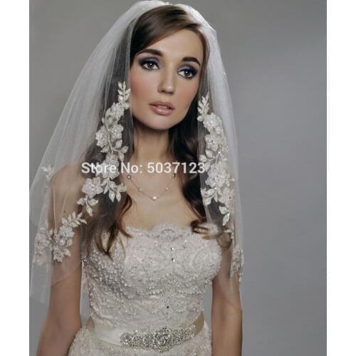 White Ivory Two Layers Lace Tulle Beading Short Wedding Veil with Comb Bridal Accessories