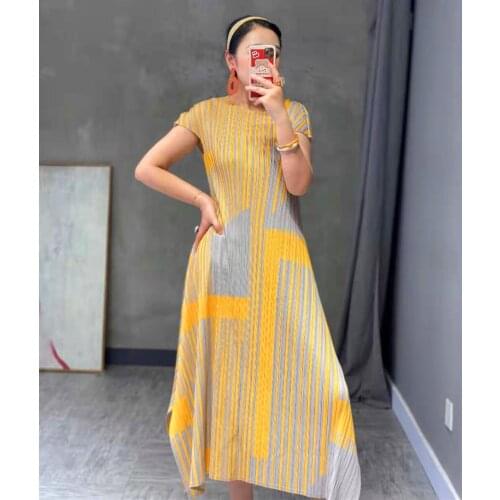 HOT SELLING Miyake Fold geometric print o-neck short sleeve big lace A-Line dress IN STOCK