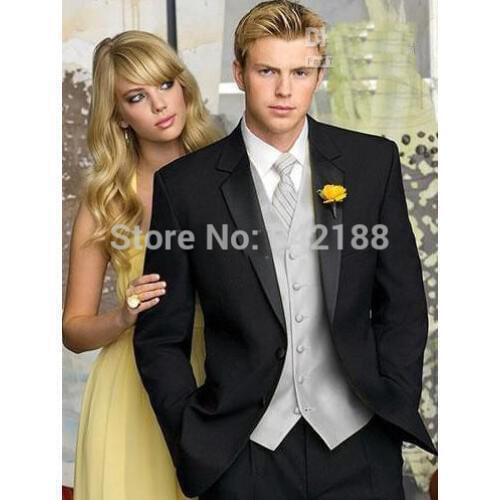 Custom Made Two Buttons Black Groom Tuxedos/Peak Lapel Best Man Groomsmen Men Wedding Suits/Bridegroom (Jacket+Pants+Vest+Tie)