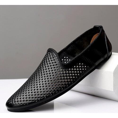 2021 Men Summer Shoes Genuine Leather Handmade Loafers Men Breathable Mesh Light Man Moccasins Fashion Flat Luxury Male Loafers
