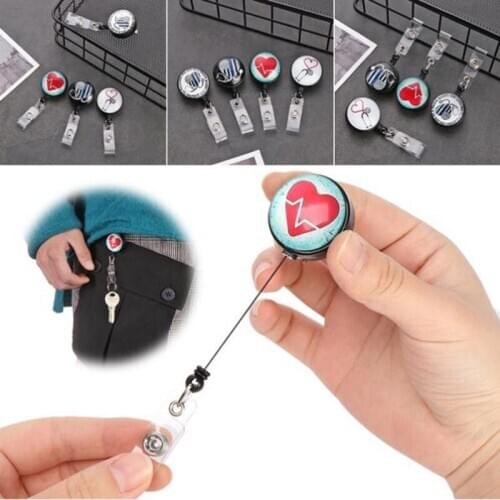 1pc High Quality Heart Doctors Nurse Retractable Reel ID Card Badge Name Tag Holder Plastic Key Ring 4 colors 3.2cm