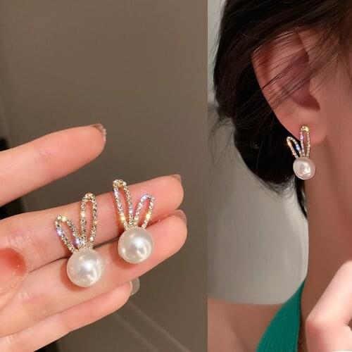 2021Retro Love Heart Earring for women two wear way Contrast Color Metal Chic Simple Stud Earrings for Girl